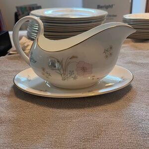 Royal Doulton White and Gold Floral Gravy Boat with Saucer
